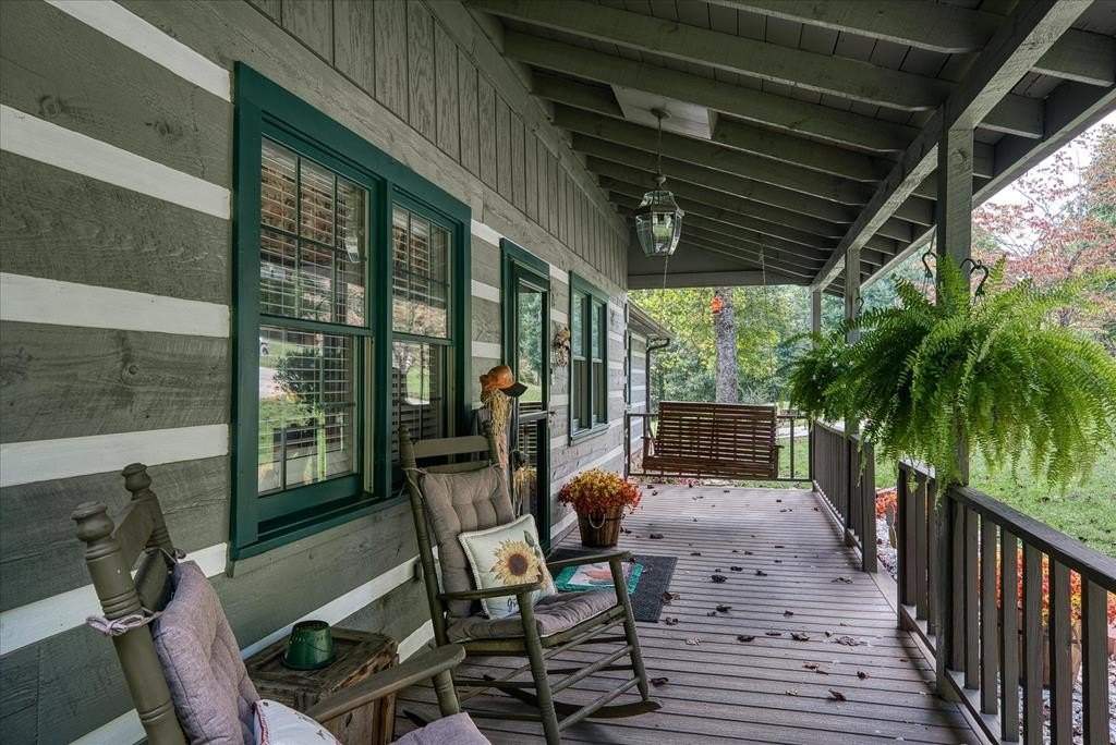 Livingston, Tennessee, 38570, United States, 5 Bedrooms Bedrooms, ,3 BathroomsBathrooms,Residential,Forsale,1968520