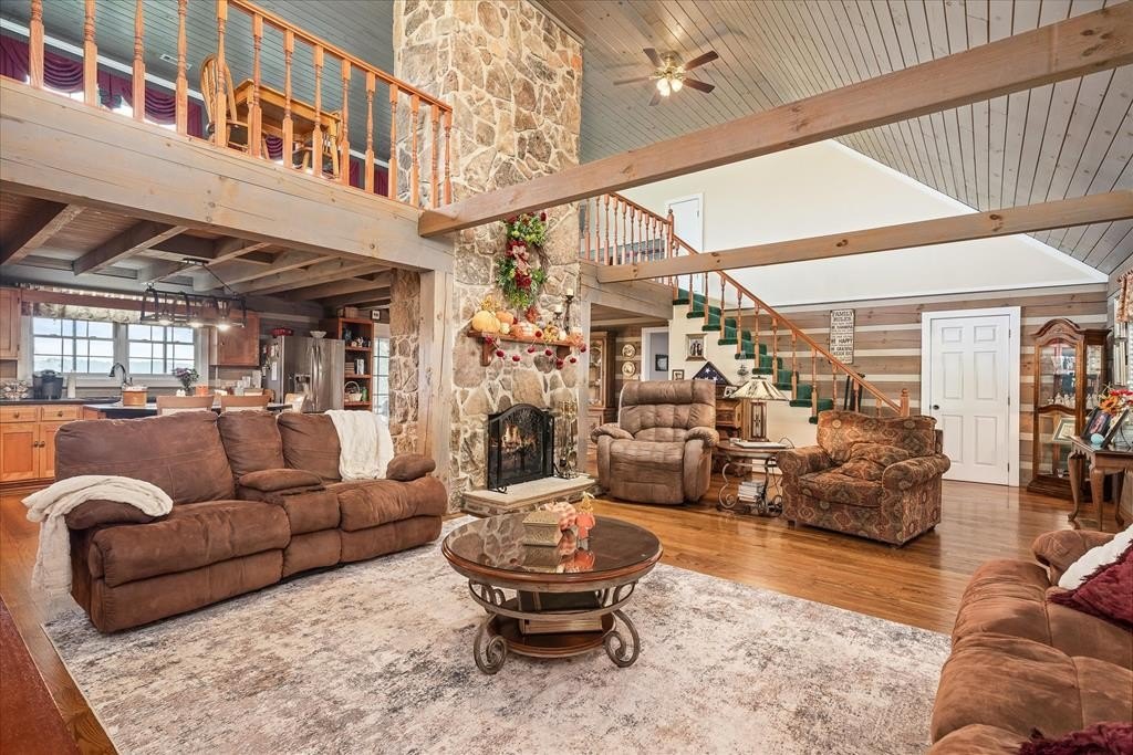 Livingston, Tennessee, 38570, United States, 5 Bedrooms Bedrooms, ,3 BathroomsBathrooms,Residential,Forsale,1968520