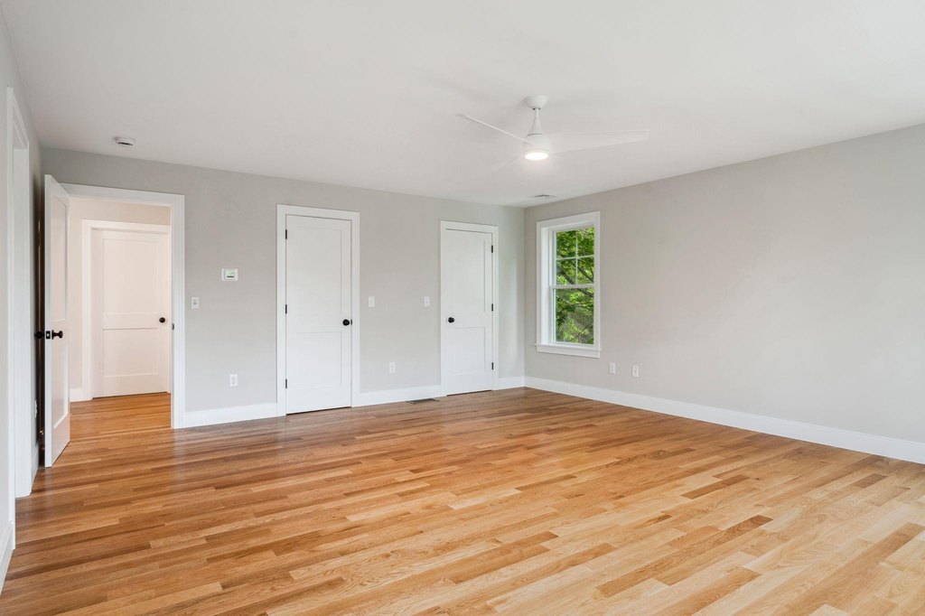 Kittery, Maine, 03905, United States, 4 Bedrooms Bedrooms, ,2.5 BathroomsBathrooms,Residential,Forsale,2002410