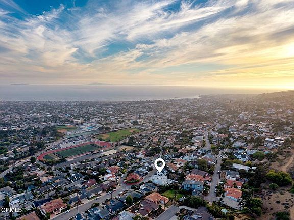 Ventura, California, 93001, United States, 4 Bedrooms Bedrooms, ,1.5 BathroomsBathrooms,Residential,Forsale,1963632