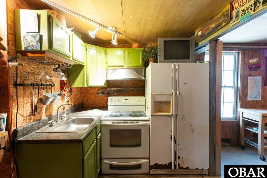 Corolla, North Carolina, 27927, United States, 4 Bedrooms Bedrooms, ,2.5 BathroomsBathrooms,Residential,Forsale,1964355