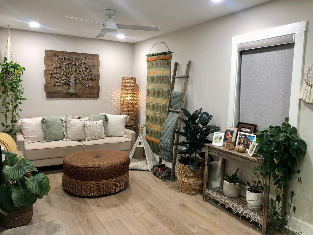 Boynton Beach, Florida, 33435, United States, 5 Bedrooms Bedrooms, ,3 BathroomsBathrooms,Residential,Forsale,1969906