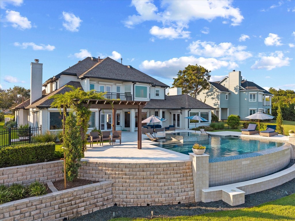 La Porte, Texas, 77571, United States, 4 Bedrooms Bedrooms, ,3.5 BathroomsBathrooms,Residential,Forsale,1973422