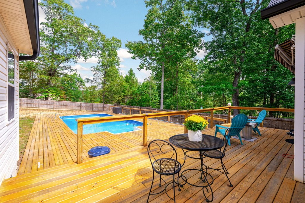 Soddy Daisy, Tennessee, 37379, United States, 4 Bedrooms Bedrooms, ,2.5 BathroomsBathrooms,Residential,Forsale,2004170