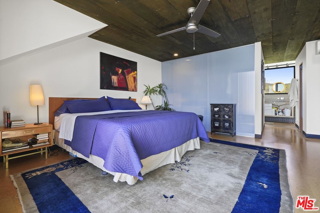 Malibu, California, 90265, United States, 3 Bedrooms Bedrooms, ,2.5 BathroomsBathrooms,Residential,Forsale,2001436