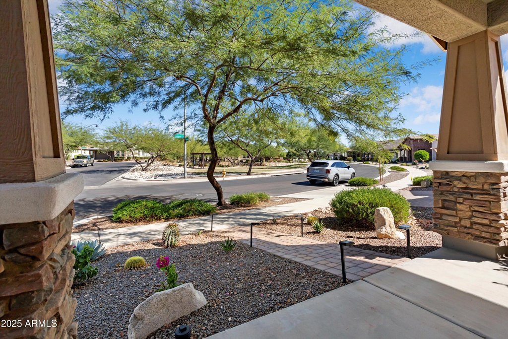 Buckeye, Arizona, 85396, United States, 2 Bedrooms Bedrooms, ,3 BathroomsBathrooms,Residential,Forsale,1971054