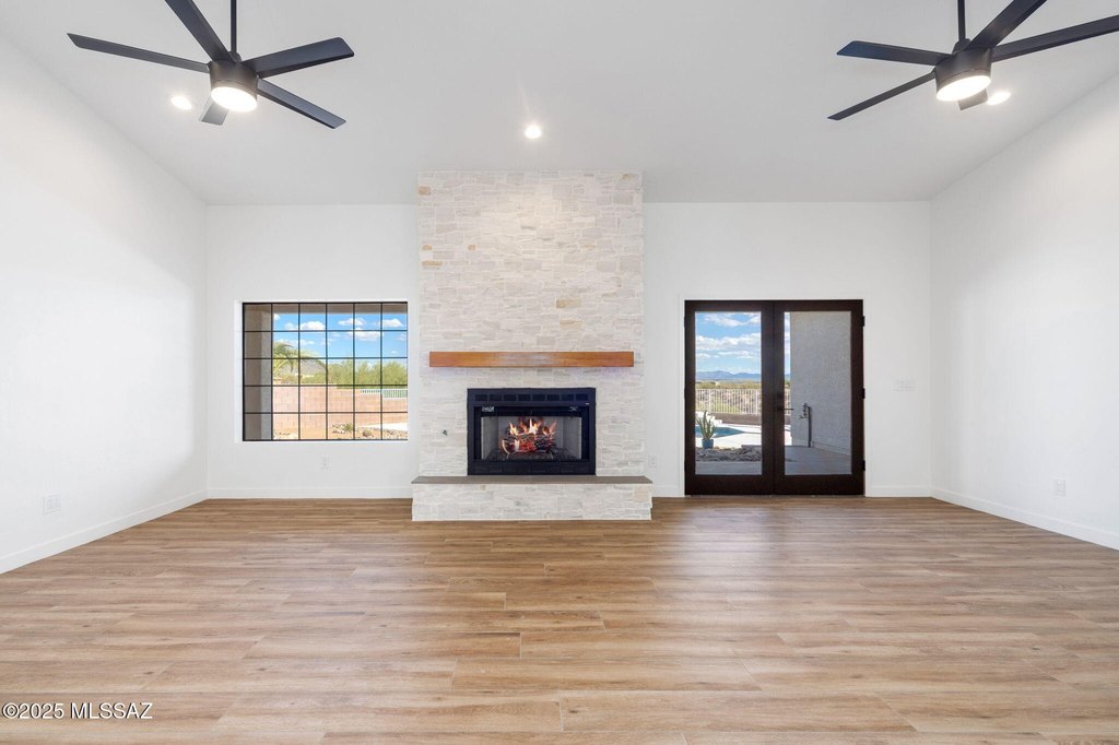 Tucson, Arizona, 85730, United States, 3 Bedrooms Bedrooms, ,3 BathroomsBathrooms,Residential,Forsale,2004422