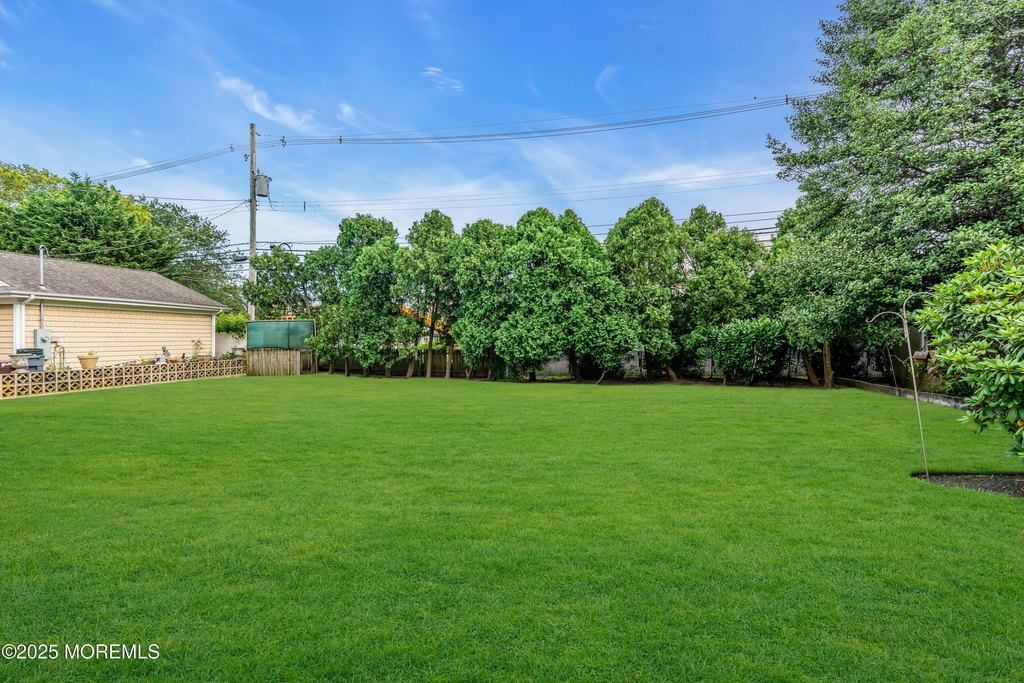 Sea Girt, New Jersey, 08750, United States, 4 Bedrooms Bedrooms, ,2 BathroomsBathrooms,Residential,Forsale,1984576