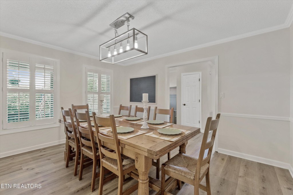 Maryville, Tennessee, 37803, United States, 3 Bedrooms Bedrooms, ,2 BathroomsBathrooms,Residential,Forsale,1952843