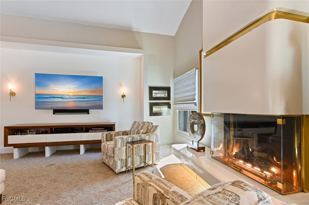 Fort Myers, Florida, 33912, United States, 3 Bedrooms Bedrooms, ,4.5 BathroomsBathrooms,Residential,Forsale,1971958