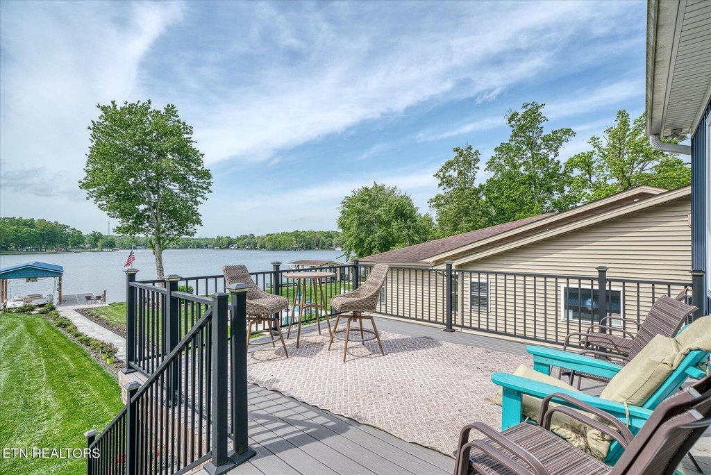 Crossville, Tennessee, 38572, United States, 3 Bedrooms Bedrooms, ,3.5 BathroomsBathrooms,Residential,Forsale,1886022