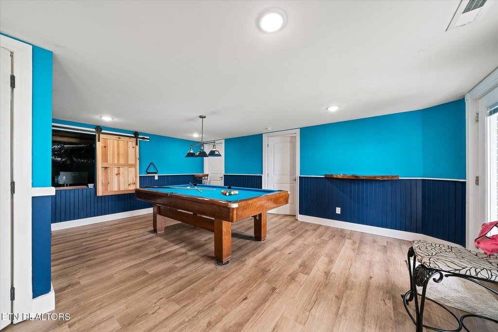 Crossville, Tennessee, 38572, United States, 3 Bedrooms Bedrooms, ,3.5 BathroomsBathrooms,Residential,Forsale,1886022