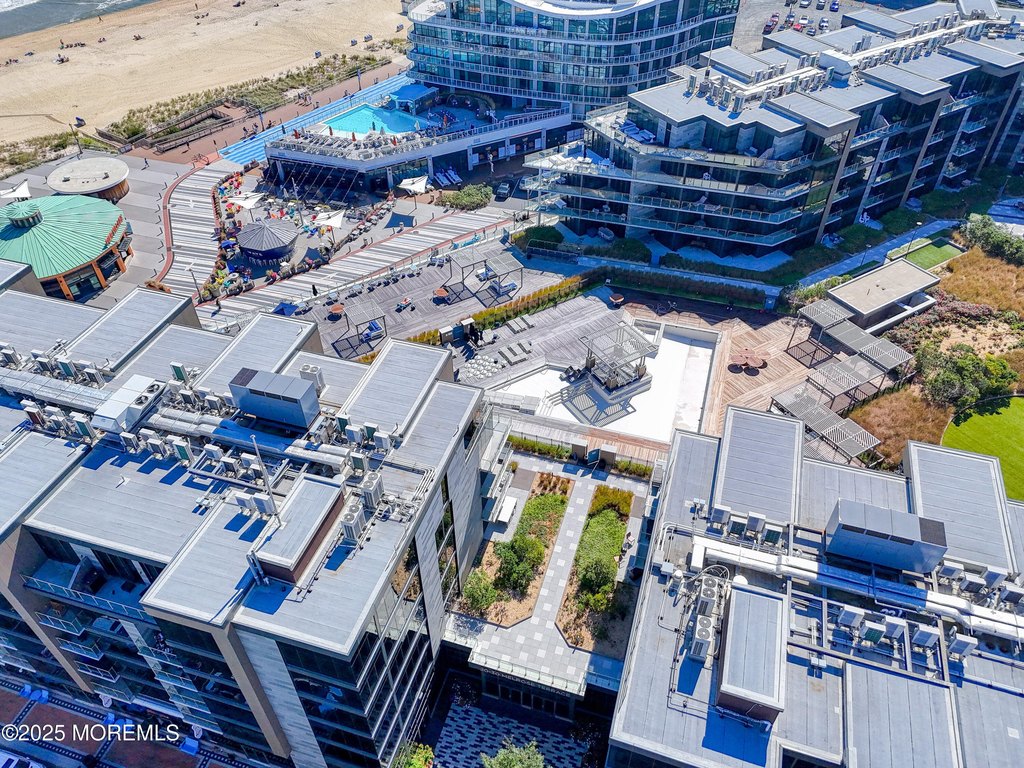 Long Branch, New Jersey, 07740, United States, 1 Bedroom Bedrooms, ,1 BathroomBathrooms,Residential,Forsale,1984571