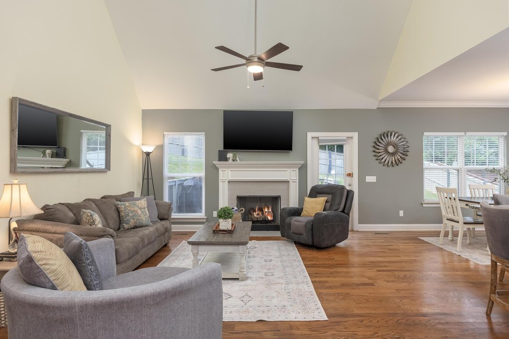 Hixson, Tennessee, 37343, United States, 4 Bedrooms Bedrooms, ,2.5 BathroomsBathrooms,Residential,Forsale,1995345