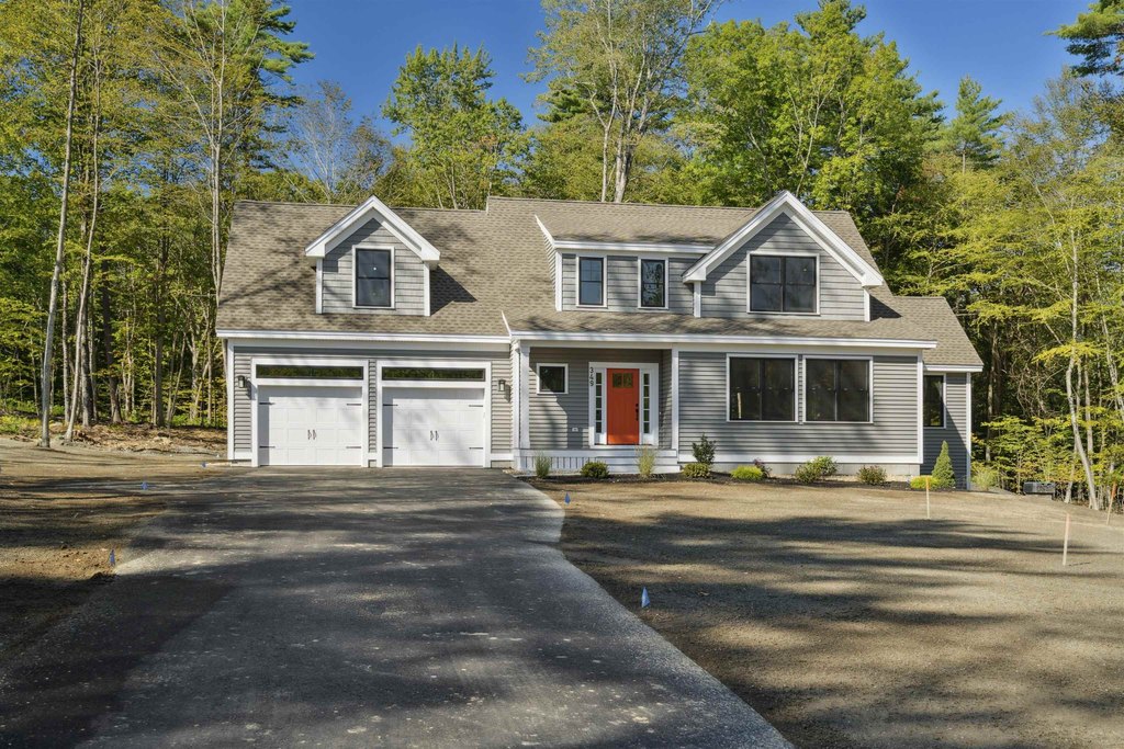 Kittery, Maine, 03905, United States, 3 Bedrooms Bedrooms, ,2.5 BathroomsBathrooms,Residential,Forsale,1968472