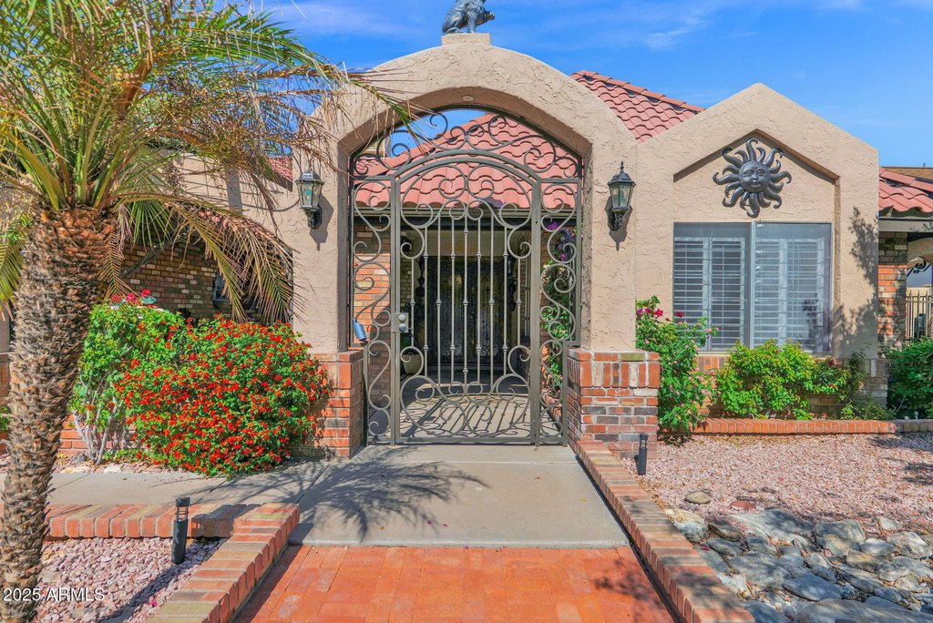 Mesa, Arizona, 85210, United States, 4 Bedrooms Bedrooms, ,2 BathroomsBathrooms,Residential,Forsale,2004919