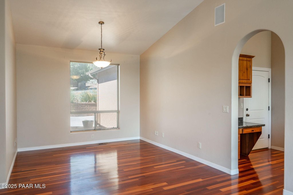 Prescott, Arizona, 86301, United States, 4 Bedrooms Bedrooms, ,3 BathroomsBathrooms,Residential,Forsale,2011232