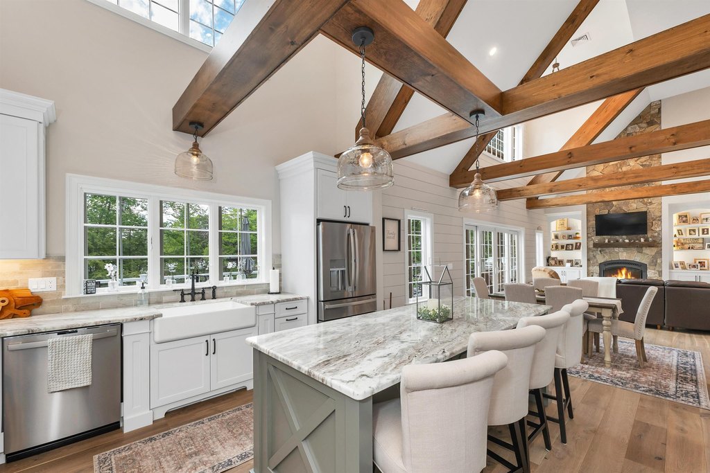 Meredith, New Hampshire, 03253, United States, 6 Bedrooms Bedrooms, ,6.5 BathroomsBathrooms,Residential,Forsale,1893919