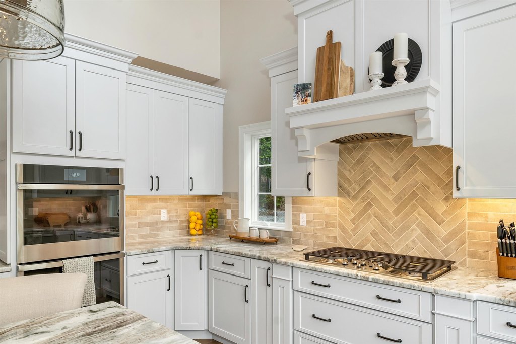 Meredith, New Hampshire, 03253, United States, 6 Bedrooms Bedrooms, ,6.5 BathroomsBathrooms,Residential,Forsale,1893919