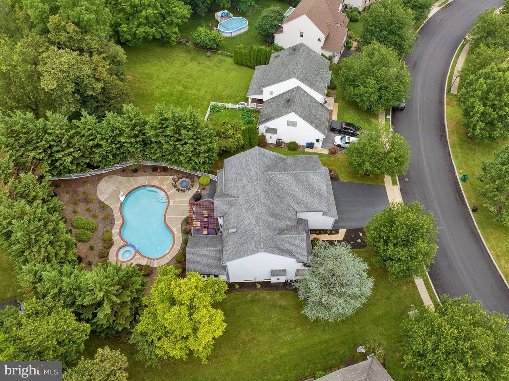 SINKING SPRING, Pennsylvania, 19608, United States, 6 Bedrooms Bedrooms, ,3.5 BathroomsBathrooms,Residential,Forsale,2009568