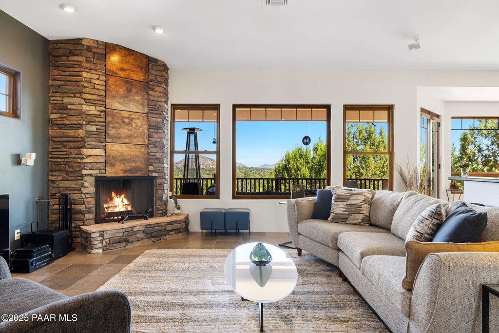 Prescott, Arizona, 86305, United States, 3 Bedrooms Bedrooms, ,2.5 BathroomsBathrooms,Residential,Forsale,1967158