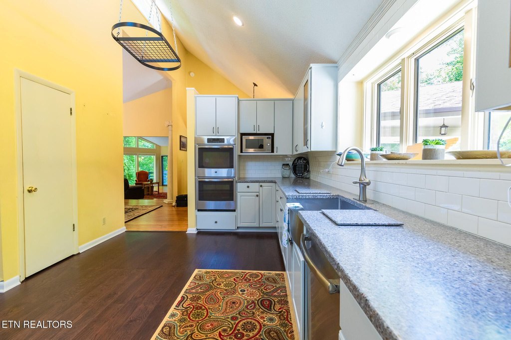 Knoxville, Tennessee, 37919, United States, 4 Bedrooms Bedrooms, ,3.5 BathroomsBathrooms,Residential,Forsale,1893800