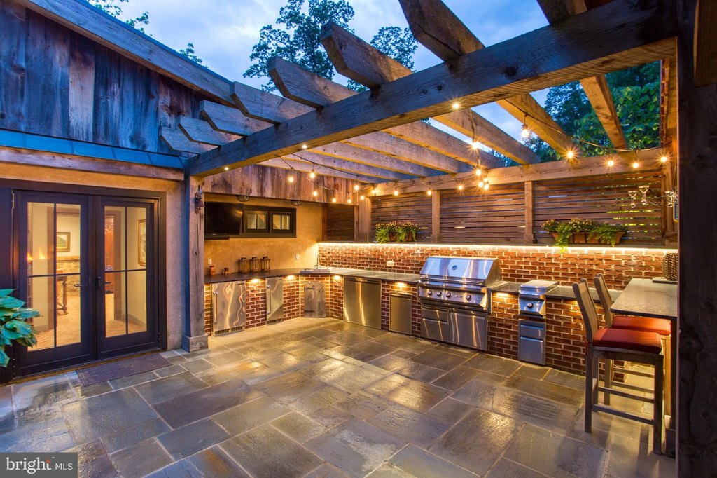 DOYLESTOWN, Pennsylvania, 18902, United States, 4 Bedrooms Bedrooms, ,3.5 BathroomsBathrooms,Residential,Forsale,1971851