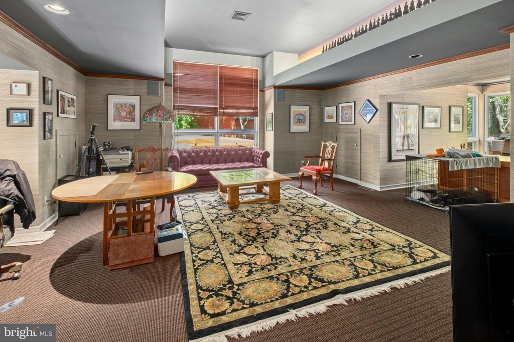 HENRYVILLE, Pennsylvania, 18332, United States, 6 Bedrooms Bedrooms, ,7.5 BathroomsBathrooms,Residential,Forsale,2014635