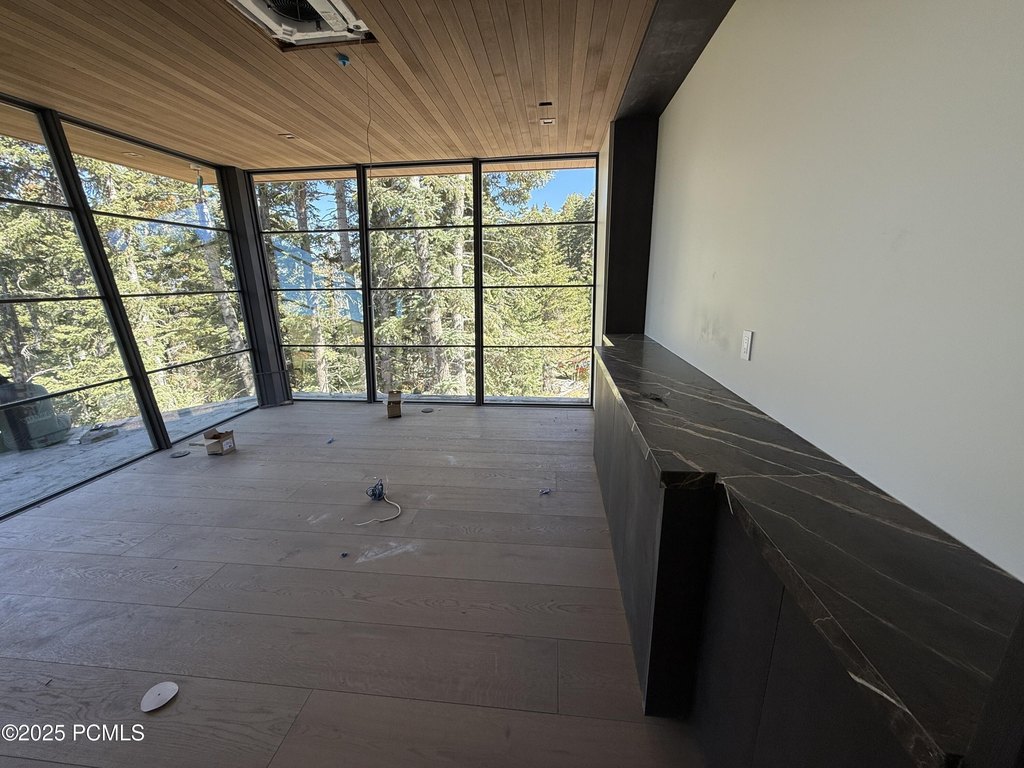 Park City, Utah, 84060, United States, 6 Bedrooms Bedrooms, ,7.5 BathroomsBathrooms,Residential,Forsale,2000251