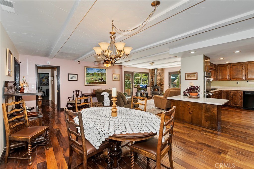 Crestline, California, 92325, United States, 3 Bedrooms Bedrooms, ,2 BathroomsBathrooms,Residential,Forsale,2013198