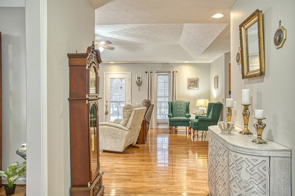 Cookeville, Tennessee, 38506, United States, 3 Bedrooms Bedrooms, ,2 BathroomsBathrooms,Residential,Forsale,2010951