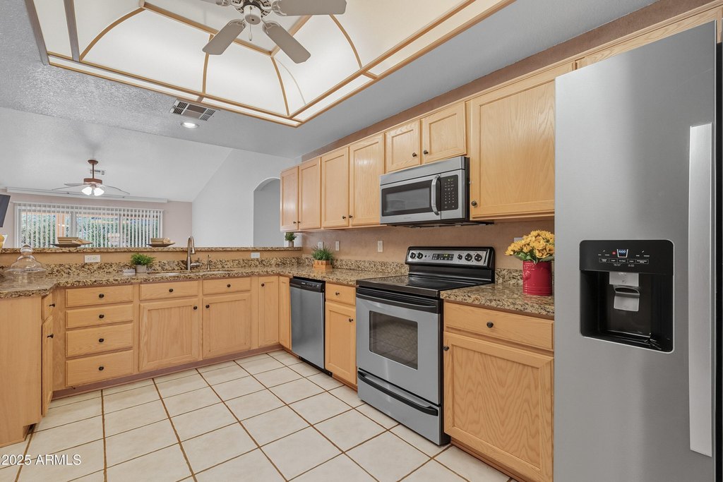 Gold Canyon, Arizona, 85118, United States, 4 Bedrooms Bedrooms, ,2 BathroomsBathrooms,Residential,Forsale,1971071