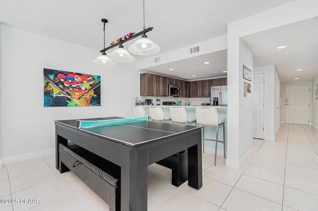 Daytona Beach Shores, Florida, 32118, United States, 3 Bedrooms Bedrooms, ,2 BathroomsBathrooms,Residential,Forsale,1990151