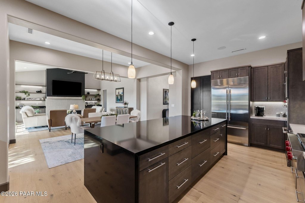 Prescott, Arizona, 86305, United States, 3 Bedrooms Bedrooms, ,4 BathroomsBathrooms,Residential,Forsale,2011273