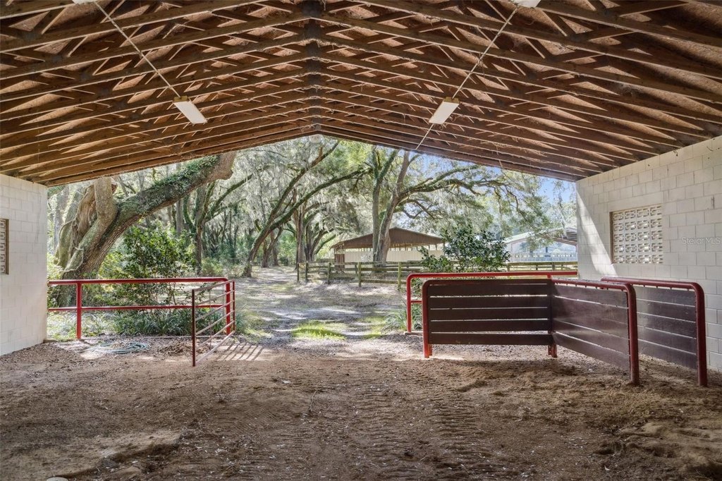 WILLISTON, Florida, 32696, United States, 3 Bedrooms Bedrooms, ,2.5 BathroomsBathrooms,Residential,Forsale,2004594