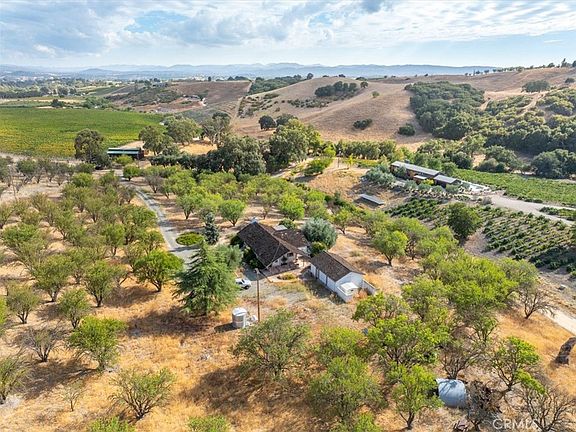 Paso Robles, California, 93446, United States, 3 Bedrooms Bedrooms, ,2 BathroomsBathrooms,Residential,Forsale,1967198