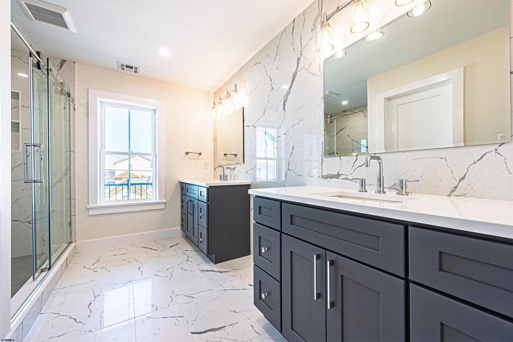 Ventnor, New Jersey, 08406, United States, 5 Bedrooms Bedrooms, ,4.5 BathroomsBathrooms,Residential,Forsale,1994143