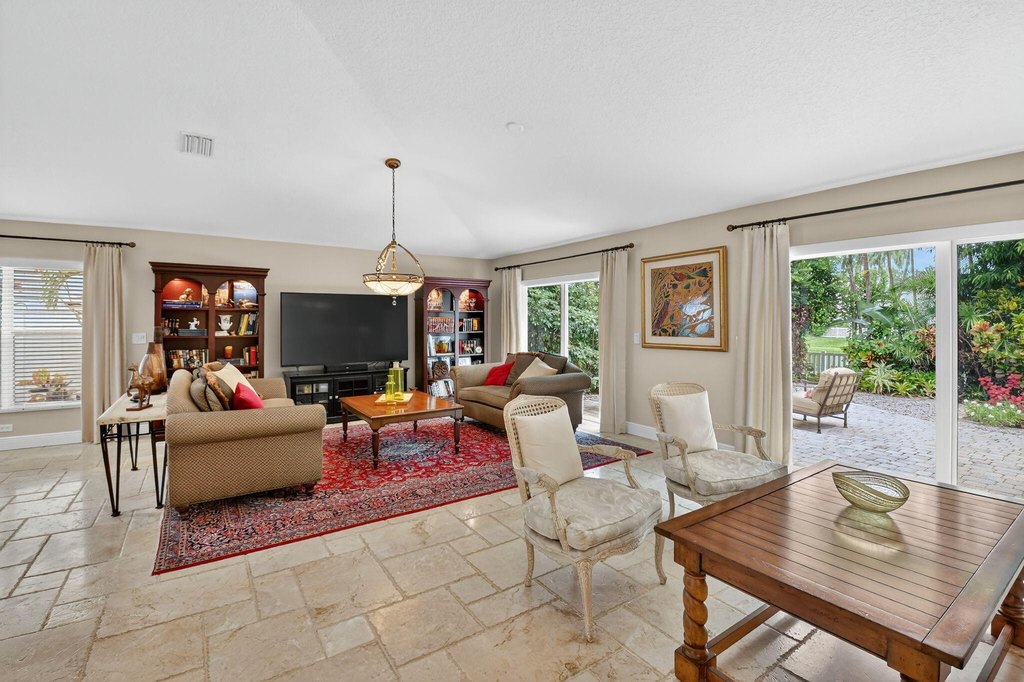 Delray Beach, Florida, 33444, United States, 3 Bedrooms Bedrooms, ,2 BathroomsBathrooms,Residential,Forsale,1969907