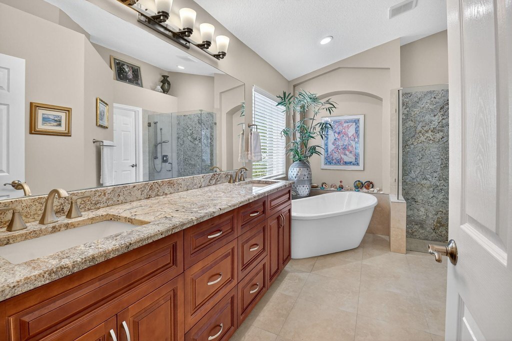 Delray Beach, Florida, 33444, United States, 3 Bedrooms Bedrooms, ,2 BathroomsBathrooms,Residential,Forsale,1969907