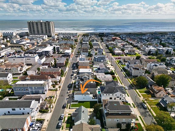 Margate, New Jersey, 08402, United States, 1 Bedroom Bedrooms, ,2 BathroomsBathrooms,Residential,Forsale,1967253