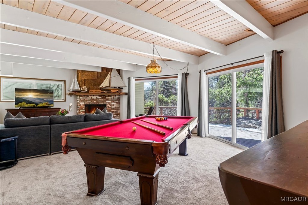 Lake Arrowhead, California, 92352, United States, 3 Bedrooms Bedrooms, ,2.5 BathroomsBathrooms,Residential,Forsale,2004859