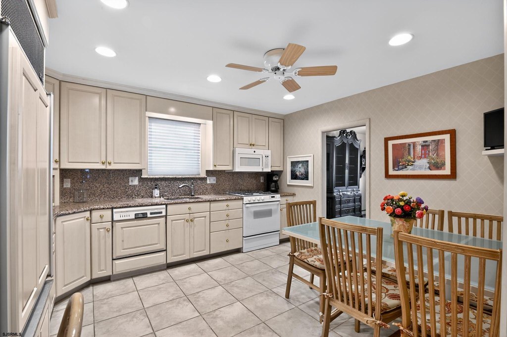 Margate, New Jersey, 08402, United States, 4 Bedrooms Bedrooms, ,3 BathroomsBathrooms,Residential,Forsale,2010246