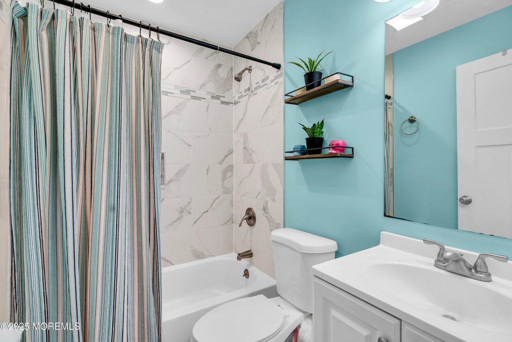 Point Pleasant, New Jersey, 08742, United States, 3 Bedrooms Bedrooms, ,2 BathroomsBathrooms,Residential,Forsale,1994016