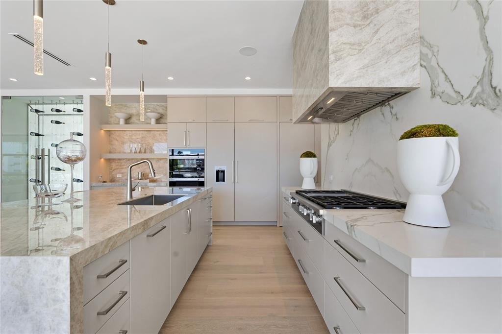 Fort Lauderdale, Florida, 33316, United States, 5 Bedrooms Bedrooms, ,6.5 BathroomsBathrooms,Residential,Forsale,2011541