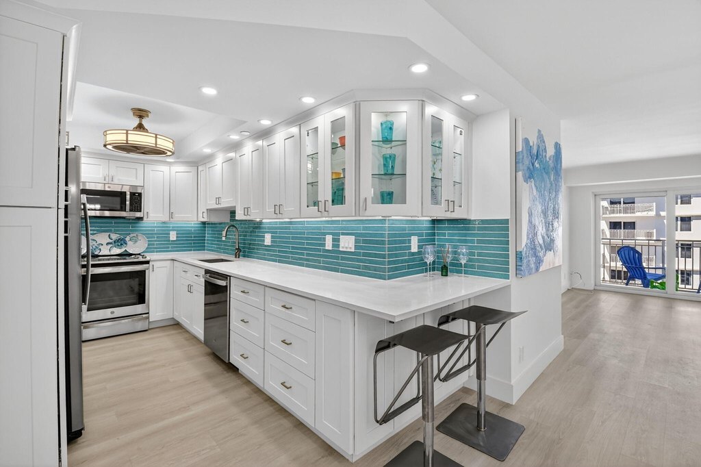 Highland Beach, Florida, 33487, United States, 2 Bedrooms Bedrooms, ,2 BathroomsBathrooms,Residential,Forsale,1969909