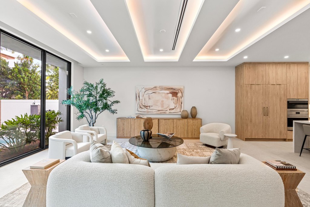 Delray Beach, Florida, 33483, United States, 5 Bedrooms Bedrooms, ,5.5 BathroomsBathrooms,Residential,Forsale,2009891