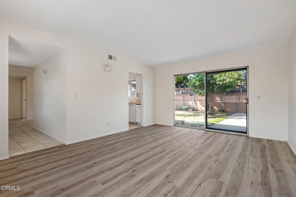 Ventura, California, 93003, United States, 3 Bedrooms Bedrooms, ,2 BathroomsBathrooms,Residential,Forsale,1985946