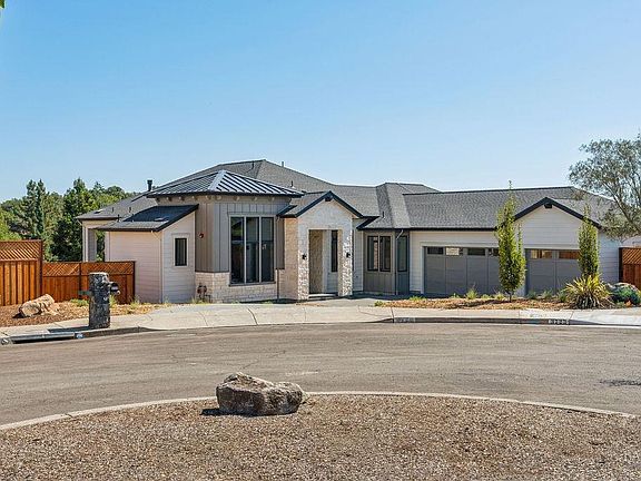 Santa Rosa, California, 95403, United States, 4 Bedrooms Bedrooms, ,4 BathroomsBathrooms,Residential,Forsale,1985927