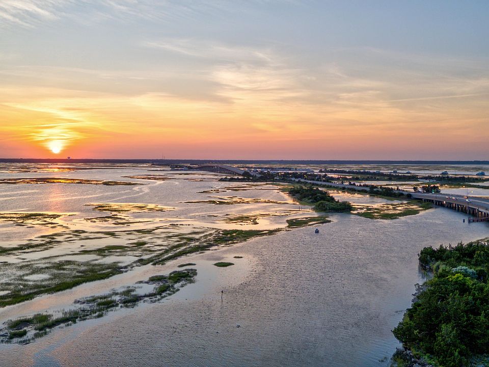 North Wildwood, New Jersey, 08260, United States, 4 Bedrooms Bedrooms, ,3 BathroomsBathrooms,Residential,Forsale,1967263