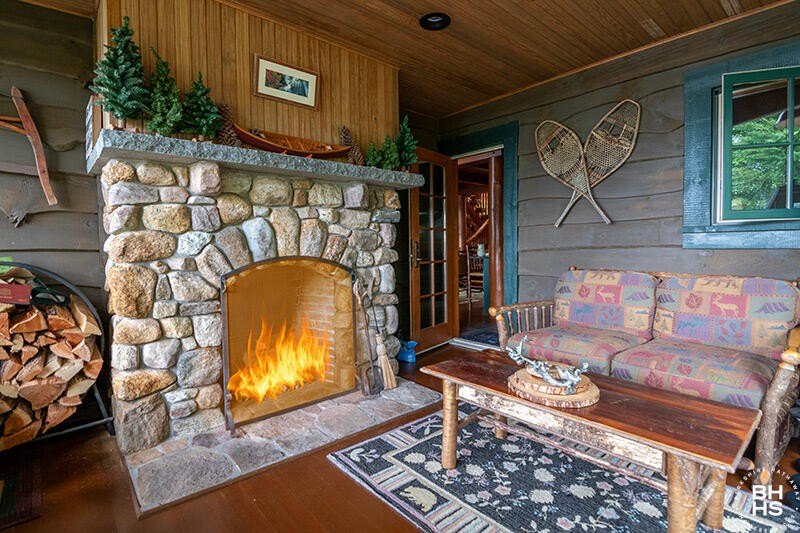 Saranac Lake, New York, 12983, United States, 7 Bedrooms Bedrooms, ,5 BathroomsBathrooms,Residential,Forsale,1999417